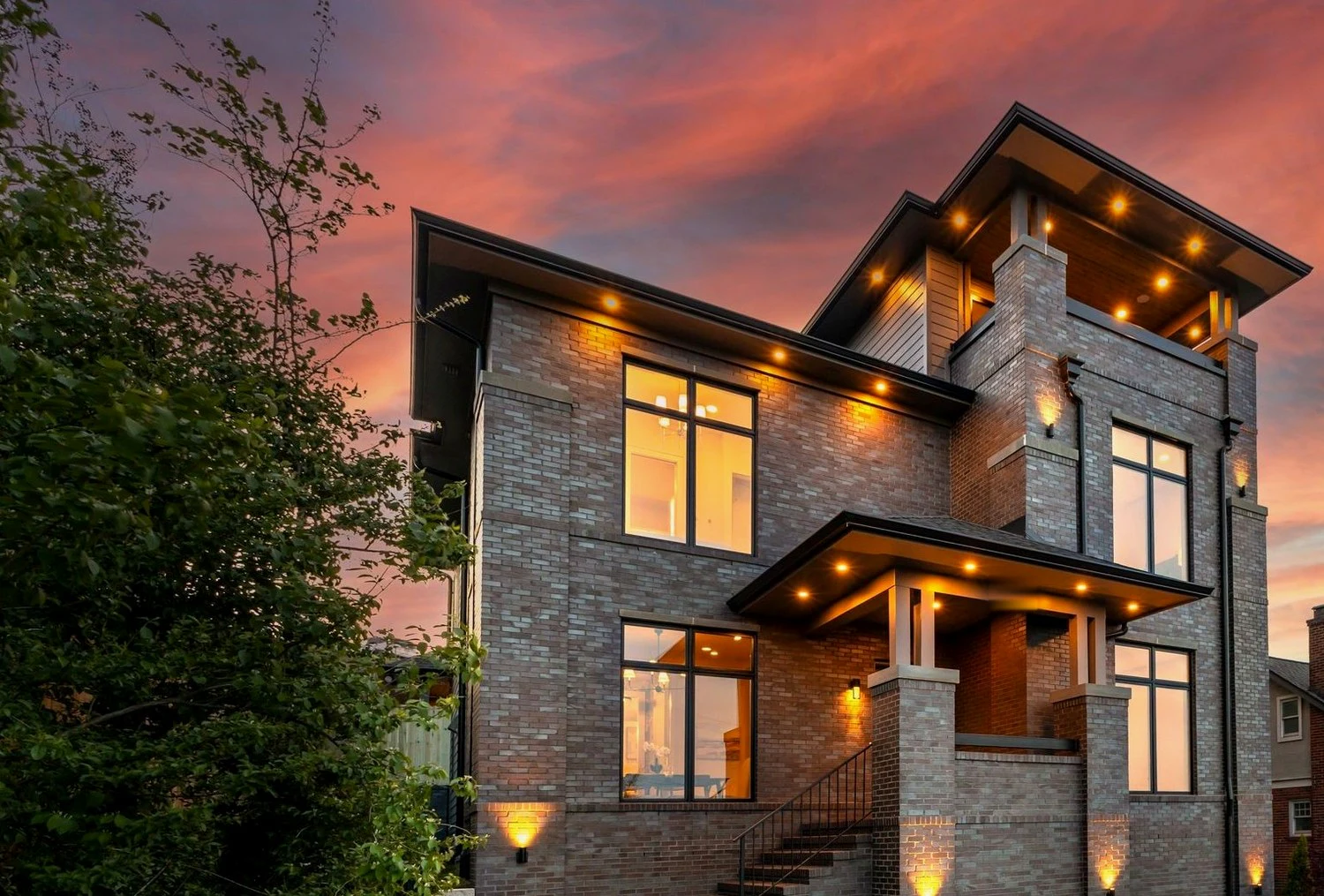 Modern Belle Meade residence at dusk